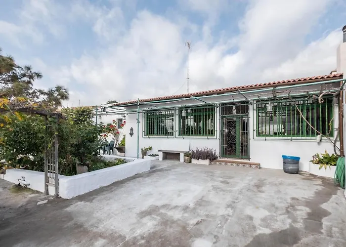 Carrillo Villa Arico